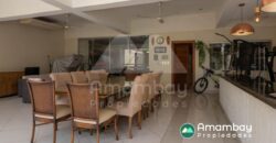 0410 RESIDENCIA EN BARRIO MARISCAL ESTIGARRIBIA, ZONA CASA RICA