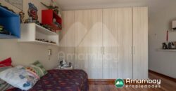 0410 RESIDENCIA EN BARRIO MARISCAL ESTIGARRIBIA, ZONA CASA RICA