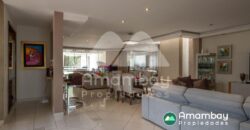 0410 RESIDENCIA EN BARRIO MARISCAL ESTIGARRIBIA, ZONA CASA RICA