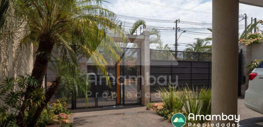 0410 RESIDENCIA EN BARRIO MARISCAL ESTIGARRIBIA, ZONA CASA RICA
