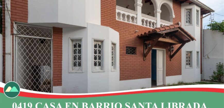 0419 CASA EN BARRIO SANTA LIBRADA, ZONA RADIO 1° DE MARZO