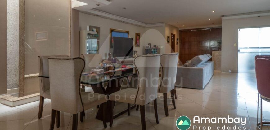 0410 RESIDENCIA EN BARRIO MARISCAL ESTIGARRIBIA, ZONA CASA RICA