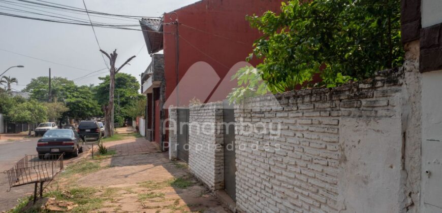 0417 TERRENO EN BARRIO TEMBETARY, ZONA AVDA. REPÚBLICA ARGENTINA