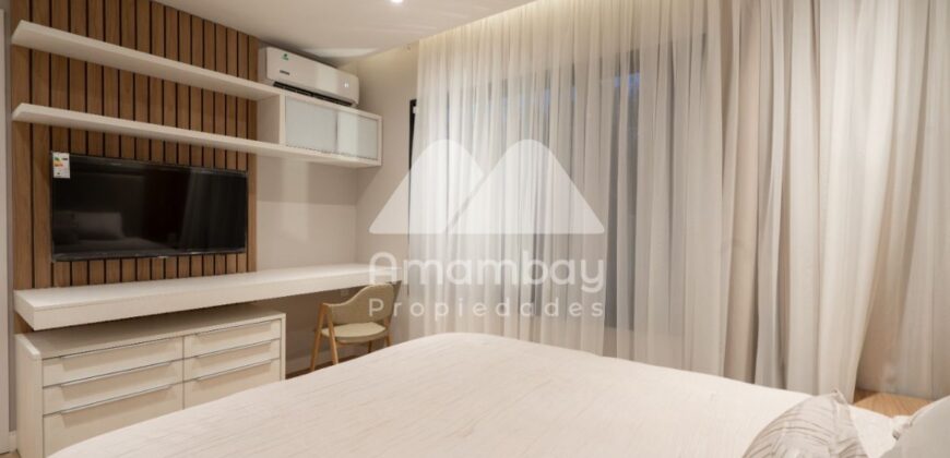 0425 RESIDENCIA EN LAMBARÉ, BARRIO PARQUES DEL YACHT