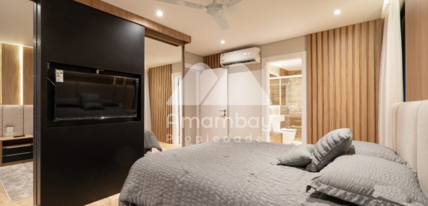 0425 RESIDENCIA EN LAMBARÉ, BARRIO PARQUES DEL YACHT