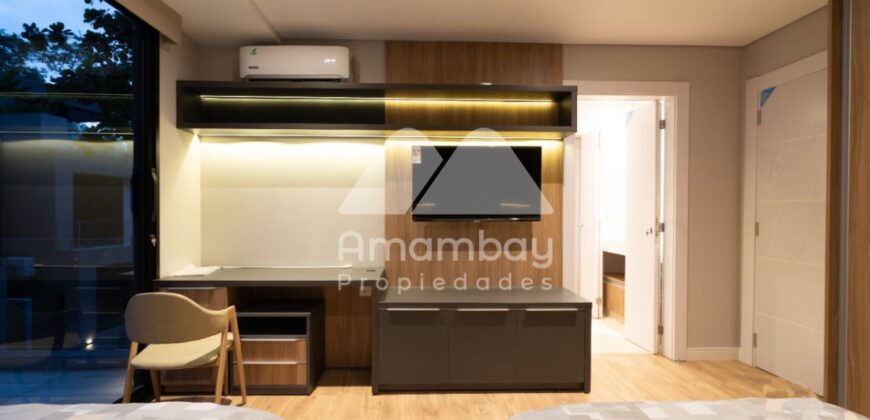 0425 RESIDENCIA EN LAMBARÉ, BARRIO PARQUES DEL YACHT