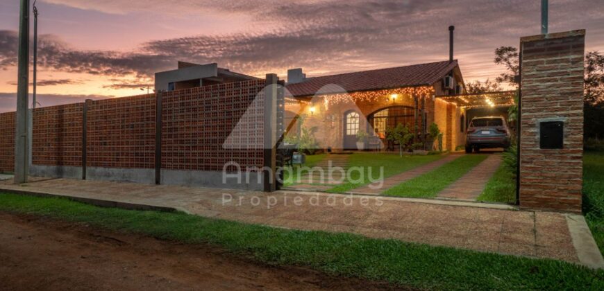 0424 CASA EN YPACARAÍ, RUTA AREGUÁ – YPACARAÍ