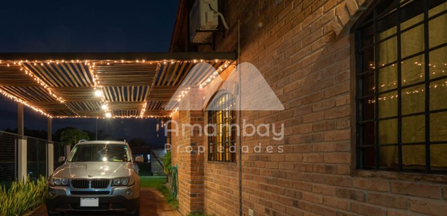 0424 CASA EN YPACARAÍ, RUTA AREGUÁ – YPACARAÍ