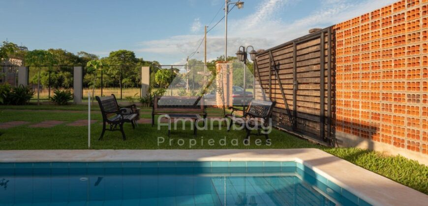0424 CASA EN YPACARAÍ, RUTA AREGUÁ – YPACARAÍ