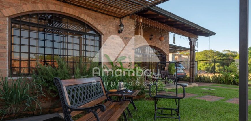 0424 CASA EN YPACARAÍ, RUTA AREGUÁ – YPACARAÍ
