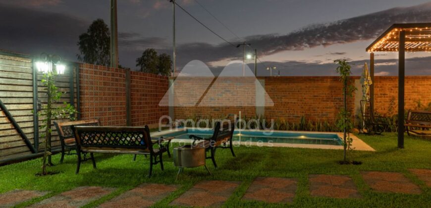0424 CASA EN YPACARAÍ, RUTA AREGUÁ – YPACARAÍ