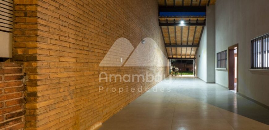 A0299 ALQUILO CASA EN BARRIO BERNARDINO CABALLERO, ZONA EMBAJADA EE.UU