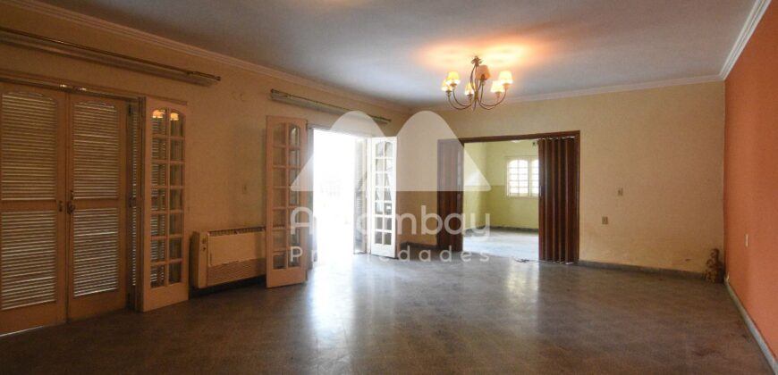 0643 RESIDENCIA EN BARRIO SANTA LIBRADA, SOBRE AVENIDA PERÓN