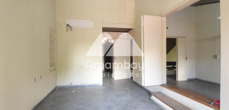 0643 RESIDENCIA EN BARRIO SANTA LIBRADA, SOBRE AVENIDA PERÓN