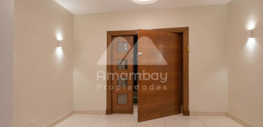 A0299 ALQUILO CASA EN BARRIO BERNARDINO CABALLERO, ZONA EMBAJADA EE.UU