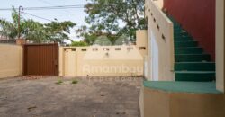 A0301 ALQUILO CASA EN ZONA COLEGIO CRISTO REY