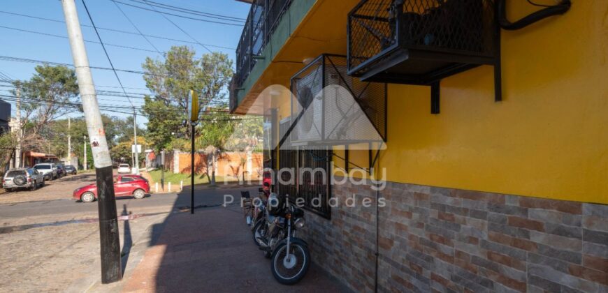 0437 EDIFICIO EN LAMBARÉ, ZONA MUNICIPALIDAD