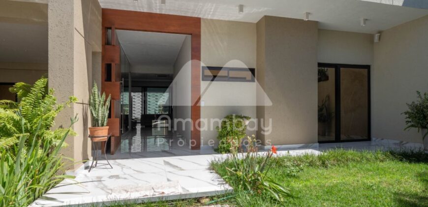 A0302 ALQUILO CASA EN LAMBARÉ, ZONA YACHT Y GOLF CLUB PYO.