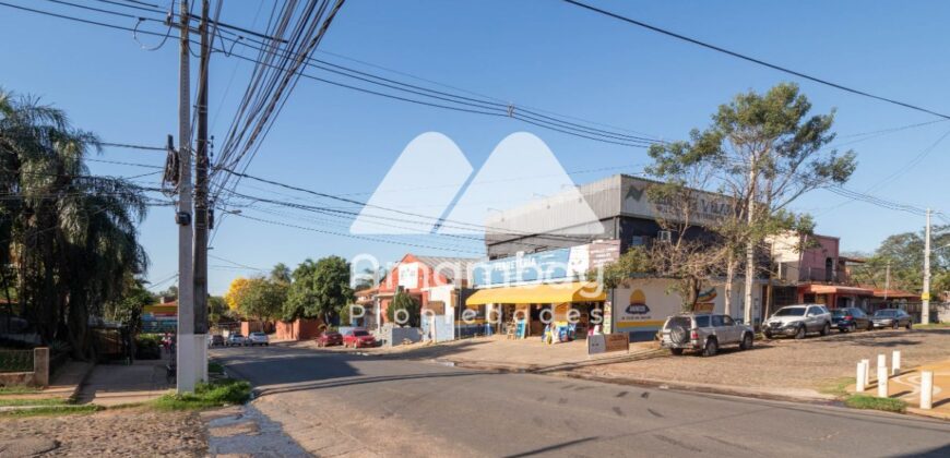 0437 EDIFICIO EN LAMBARÉ, ZONA MUNICIPALIDAD