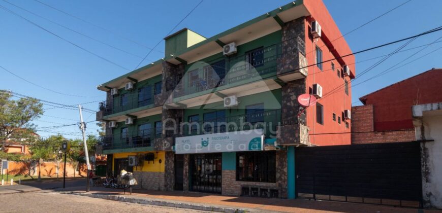 0437 EDIFICIO EN LAMBARÉ, ZONA MUNICIPALIDAD