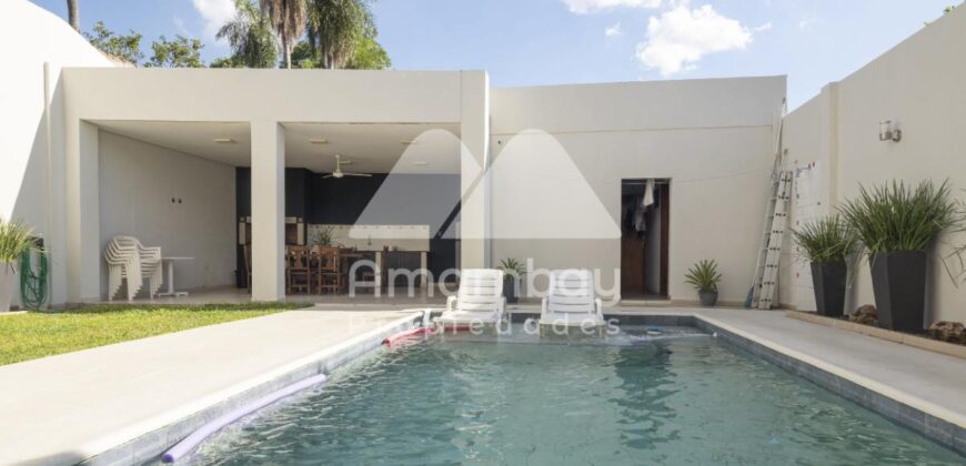 0443 CASA EN LAMBARÉ, ZONA AVDA. DEL YACHT