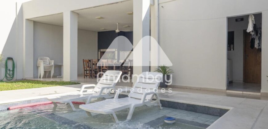 0443 CASA EN LAMBARÉ, ZONA AVDA. DEL YACHT