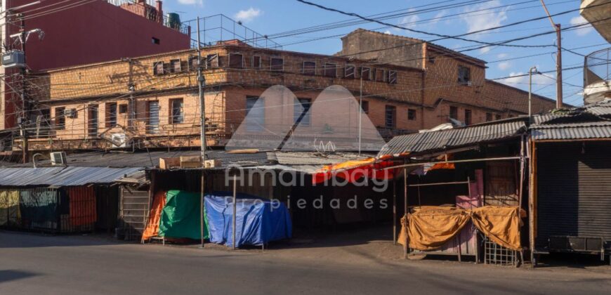 0444 EDIFICIO EN EL MERCADO 4, SOBRE AVDA. RODRÍGUEZ DE FRANCIA