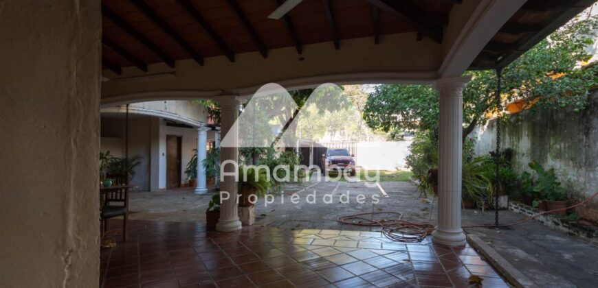 0452 CASA EN BARRIO OBRERO, ZONA AVDA. 21 PROYECTADAS