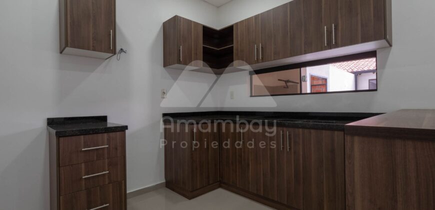 0449 DÚPLEX EN LAMBARÉ, BARRIO SAN RAFAEL