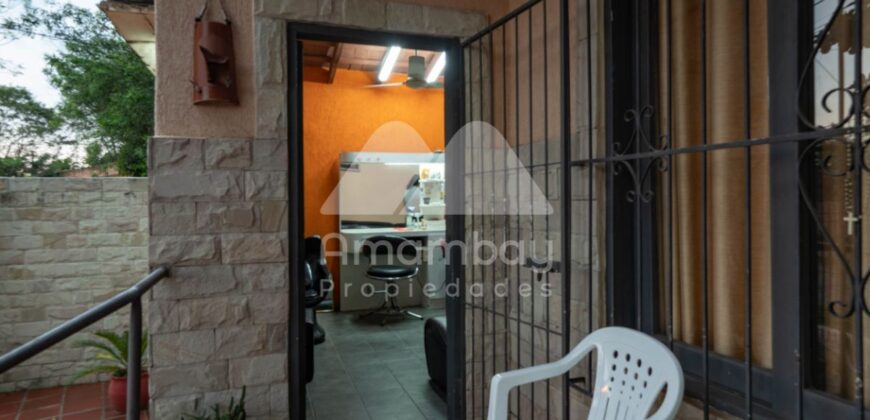 0448 CASA EN LAMBARÉ, BARRIO SANTA ROSA