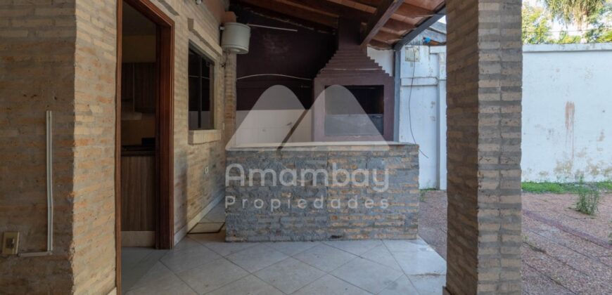 0453 DÚPLEX EN BARRIO ITA ENRAMADA, ZONA AVDA. PERÓN