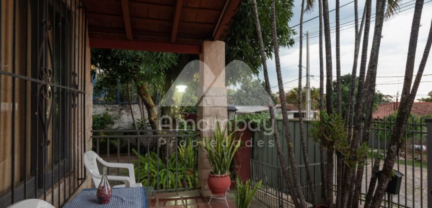 0448 CASA EN LAMBARÉ, BARRIO SANTA ROSA