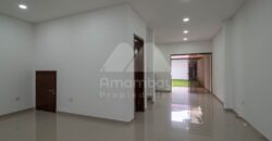 0449 DÚPLEX EN LAMBARÉ, BARRIO SAN RAFAEL
