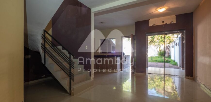 0453 DÚPLEX EN BARRIO ITA ENRAMADA, ZONA AVDA. PERÓN