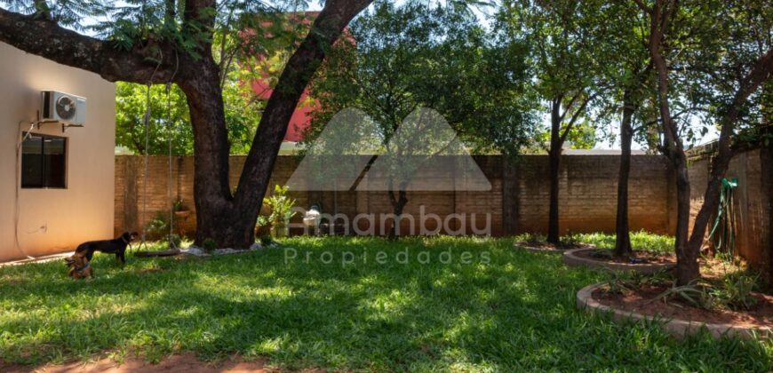 0458 CASA EN ÑEMBY, BARRIO MBOKAJATY
