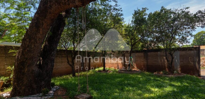 0458 CASA EN ÑEMBY, BARRIO MBOKAJATY