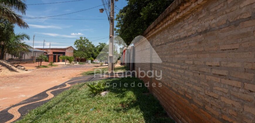 0458 CASA EN ÑEMBY, BARRIO MBOKAJATY