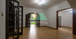 0143 CASA EN BARRIO SAJONIA, ZONA AVDA. CARLOS A. LÓPEZ