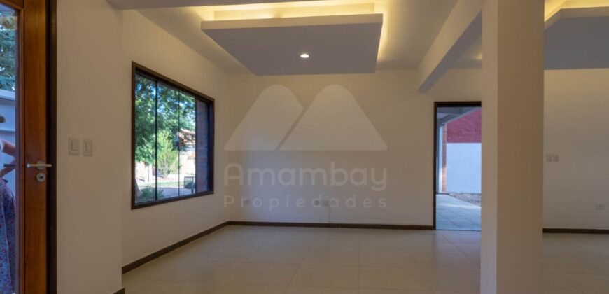 0467 VIVIENDA PAREADA EN LAMBARÉ, ZONA AVDA. DEL YACHT