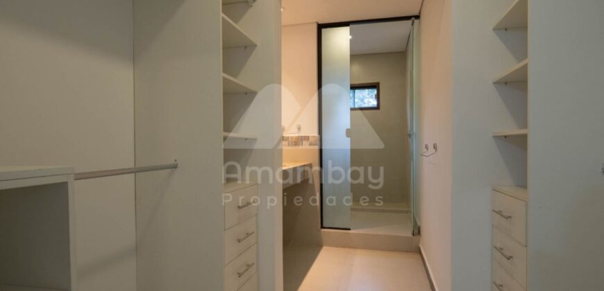 0467 VIVIENDA PAREADA EN LAMBARÉ, ZONA AVDA. DEL YACHT