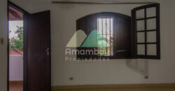 0143 CASA EN BARRIO SAJONIA, ZONA AVDA. CARLOS A. LÓPEZ