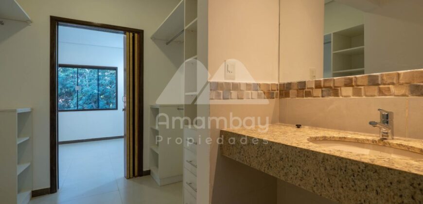 0467 VIVIENDA PAREADA EN LAMBARÉ, ZONA AVDA. DEL YACHT