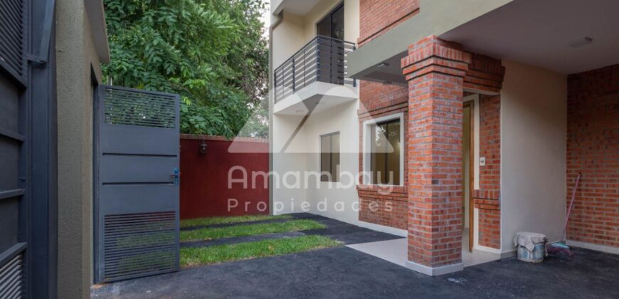 0463 DÚPLEX EN LAMBARÉ, ZONA AVDA. REPÚBLICA ARGENTINA