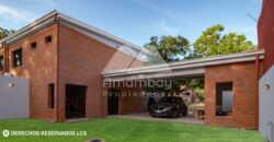 0467 VIVIENDA PAREADA EN LAMBARÉ, ZONA AVDA. DEL YACHT