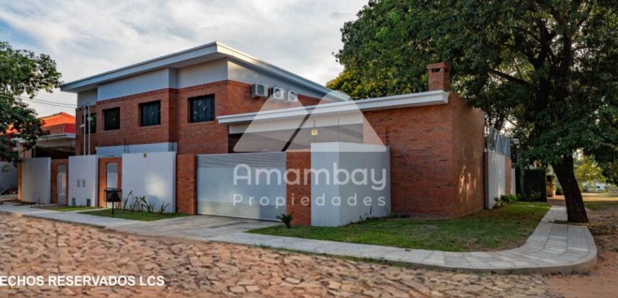 0467 VIVIENDA PAREADA EN LAMBARÉ, ZONA AVDA. DEL YACHT