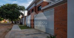 0467 VIVIENDA PAREADA EN LAMBARÉ, ZONA AVDA. DEL YACHT