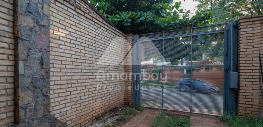 0465 CASA EN LAMBARÉ, ZONA AVDA. LUIS MARIA ARGAÑA