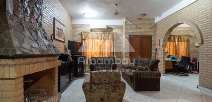 0465 CASA EN LAMBARÉ, ZONA AVDA. LUIS MARIA ARGAÑA