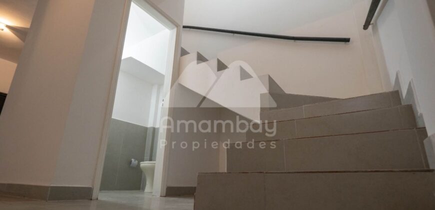 0470 DÚPLEX EN LAMBARÉ, ZONA AVDA. DEL YACHT