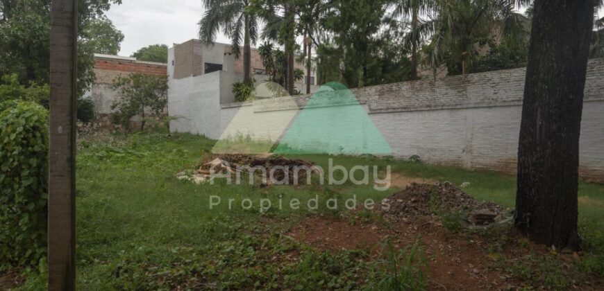 0471 TERRENO EN LAMBARÉ, ZONA AVDA. DEL YACHT